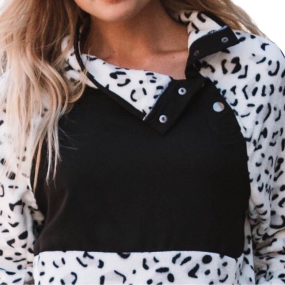 Snow Leopard Color Block Fleece Pullover with Snap Neck - Picture 5 of 8